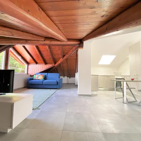 דירה La Rondinella - Loft With Fantastic View On Lake Como *